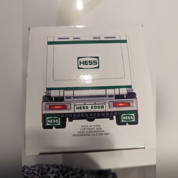 2008 Hess Truck And Front Loader BNIB - Picture 6 of 6